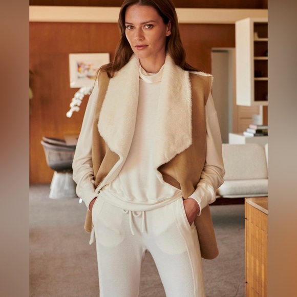 Ameri⭐︎ VINTAGE LIKE JACQUARD OVER VEST Ameri VINTAGE LIKE JACQUARD OVER VEST Vintage Nirvana